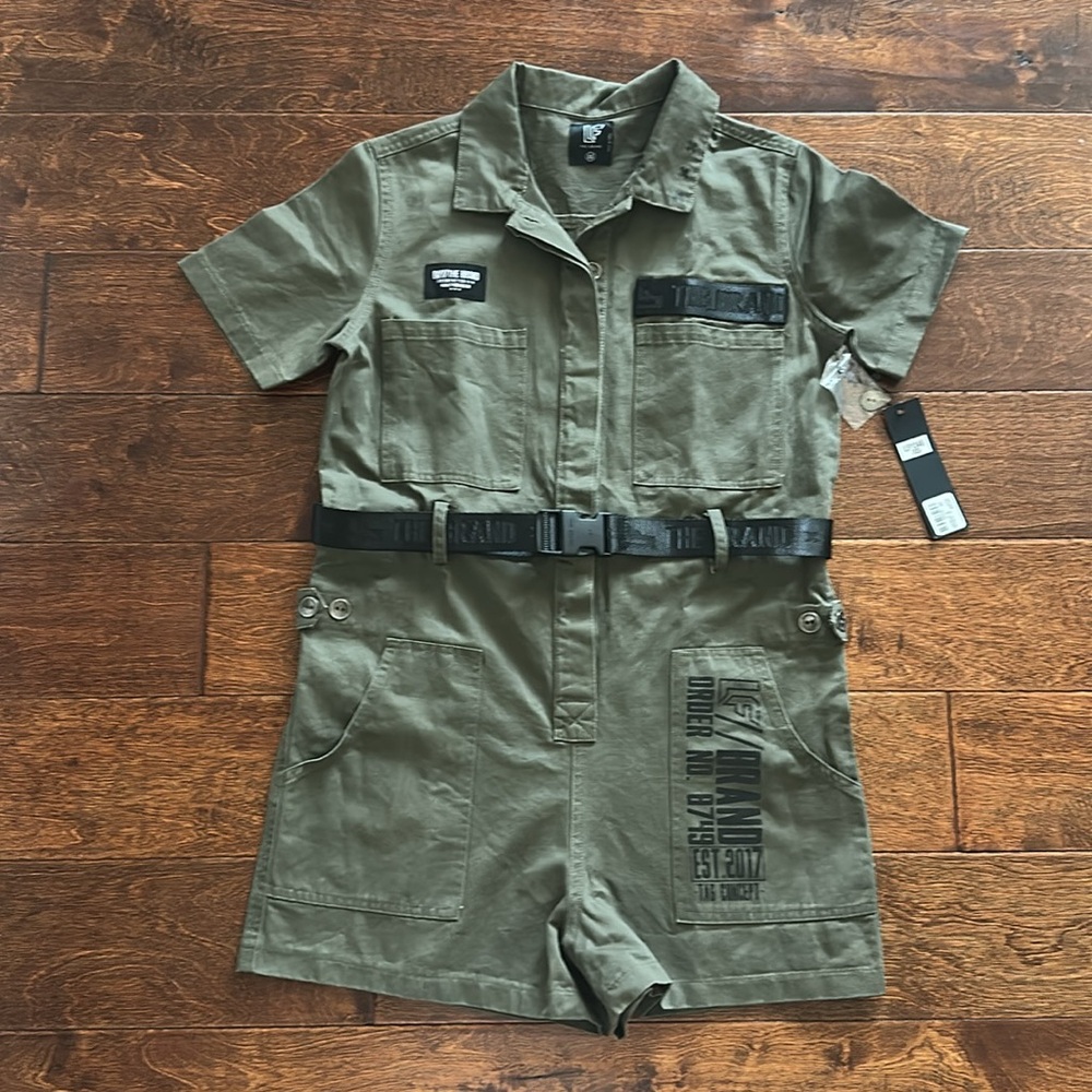 NWT LF The Brand Army Green Military Utility Romper Size XS. - Picture 4 of 8